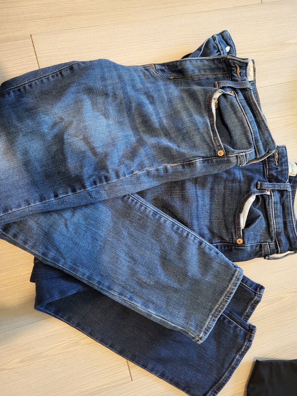 Universal Thread Womens Denim Jeans Bundle Of 2 Size 4/27